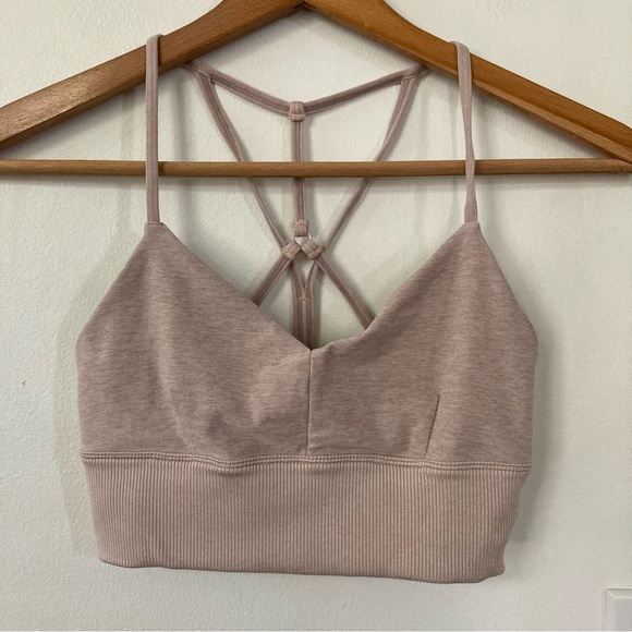 ALO Yoga Alosoft Lavish Bra in Nectar heather - Picture 2 of 4